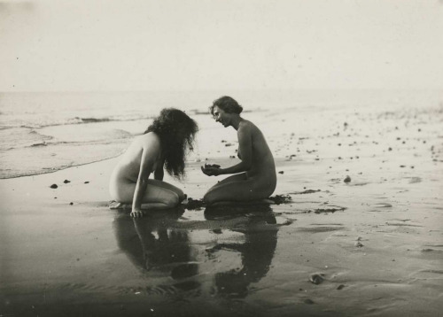 semioticapocalypse:  Gerhard Riebicke. Two young girls in water, circa 1935  [::SemAp::] 