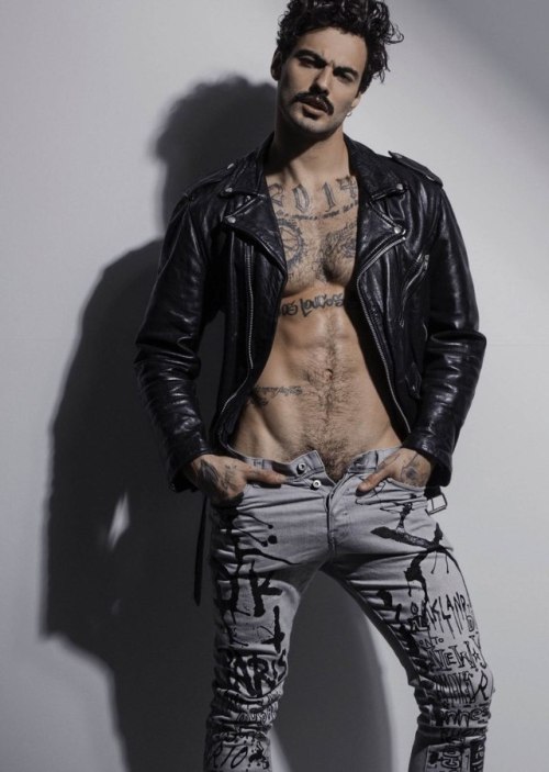mzaj:Luis Coppini