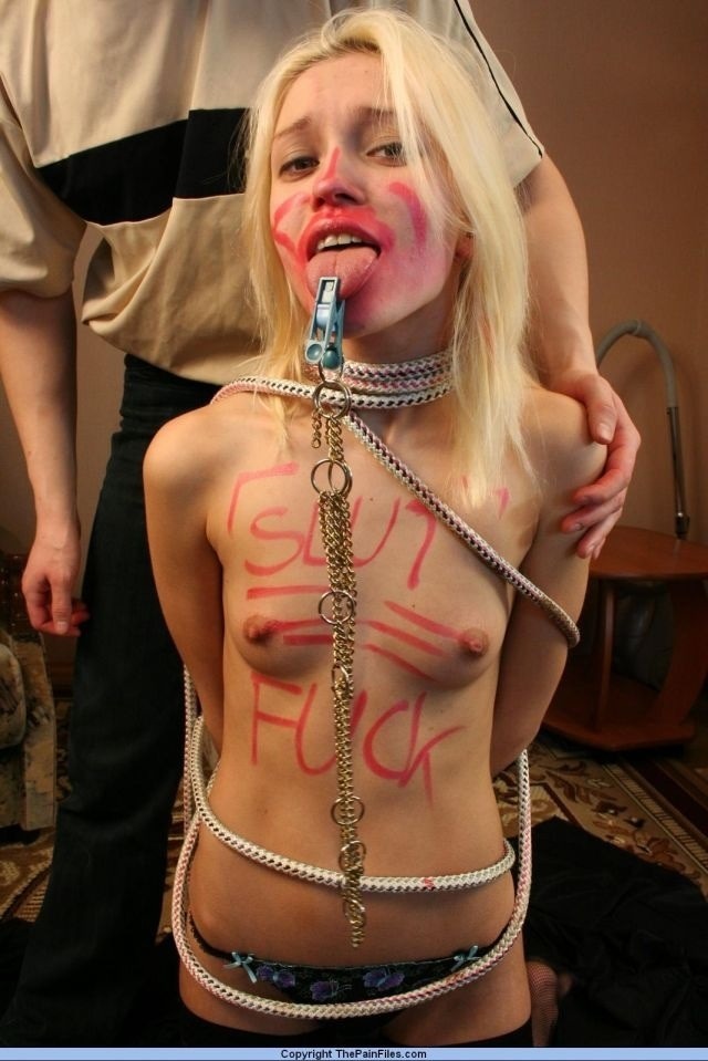 pleasanthills:  pleasanthills:  I found the stupidest looking clown whores I could