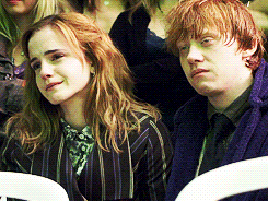 part-of-your-worldd:
“ snaaep:
“ lexandrochka-10:
“ The last day of Harry Potter.
”
NOT OKAY
”
IM CRYING
”