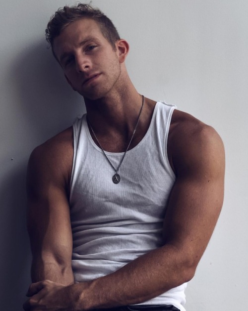 gaymadridboy: Brian Loud (II) What abody - what a look.
