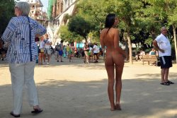 truckeerando:  oon-and-flashing:  More public