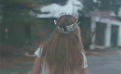 beyoncexknowles:  You are a queen.  