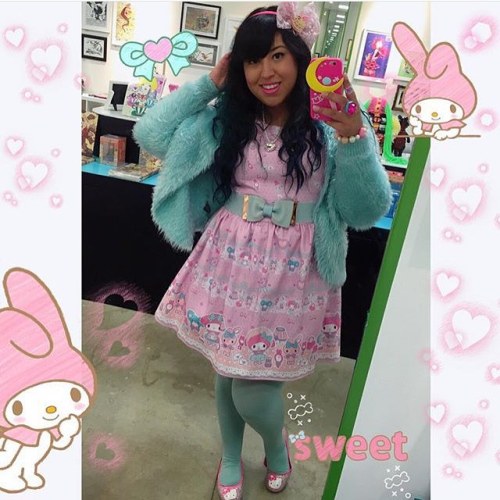 @messypink looks so sweet in her outfit coordinate!! She’s wearing our @JapanLA x My Melody Dr