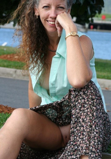 jimmynbren:  temporaryimagestash:  Boy would I like to meet this woman.  fuck yeah!!!!!!!