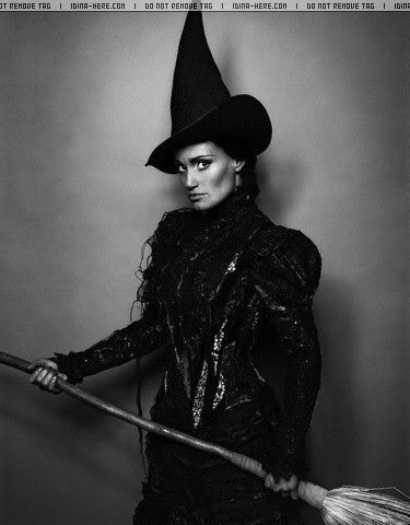foreverythingidina:Original Pictures from the Wicked Original Cast photo shoot