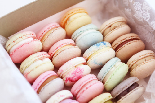 Macaroons are really popular in Japanese cafes. ~ themedcafesinjapan