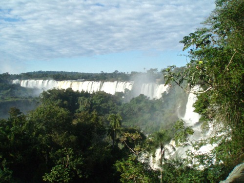 Cataratas del Iguazú, Misiones, Argentina, 2007.While the most dramatic section of the cataracts is 