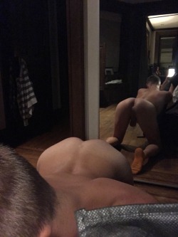 thatboypussy:Ass up and ready.