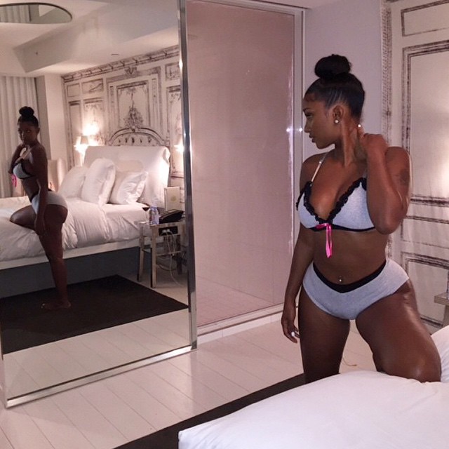 bombshellbootys:  Bernice Burgos