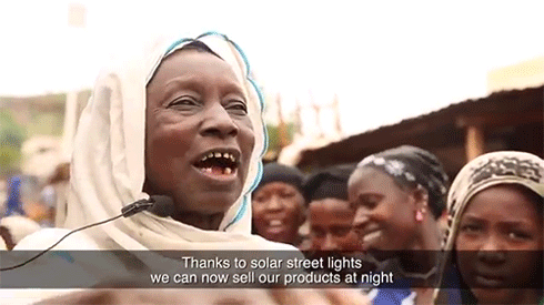 g0dziiia: mizz-holly-wood:  kingofhispaniola:  sizvideos:    Akon is providing solar lighting in Africa for 600 millions people - watch the full video  Love my brother  Amazing!!   Akon for man of the year 