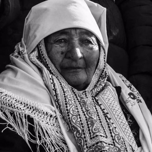 Portraits of ethnic Tajik, Kazakh, Russian, Uyghur, and Kyrgyz women in Xinjiang.Photo by Liu Yingzh