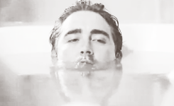 thranduilistic:     Lee Pace Appreciation Post | Polarbearman (x)    