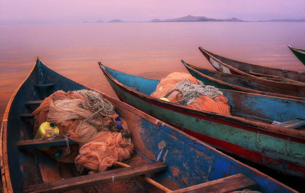 souls-of-my-shoes:   	Colorful fishing boats on Lake Victoria, Kenya by Dietmar Temps