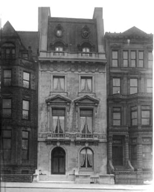 Posted @withregram • @old.newyorkcity 1906 - The R. Livingston Beeckman Mansion - No. 854 Fifth Avenue at 66th Street. Built in 1905 by Warren & Wetmore, same builders as Grand Central Terminal, for R. Livingston Beekman and his family.  It was