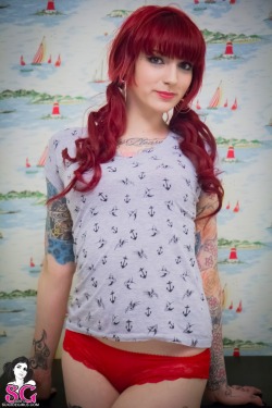 stunningredheads:  HelenJade Suicide