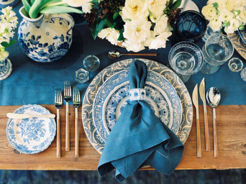 This is the most beautiful tablescape I may I have ever seen. Lover & Splendor Workshop part 1, 