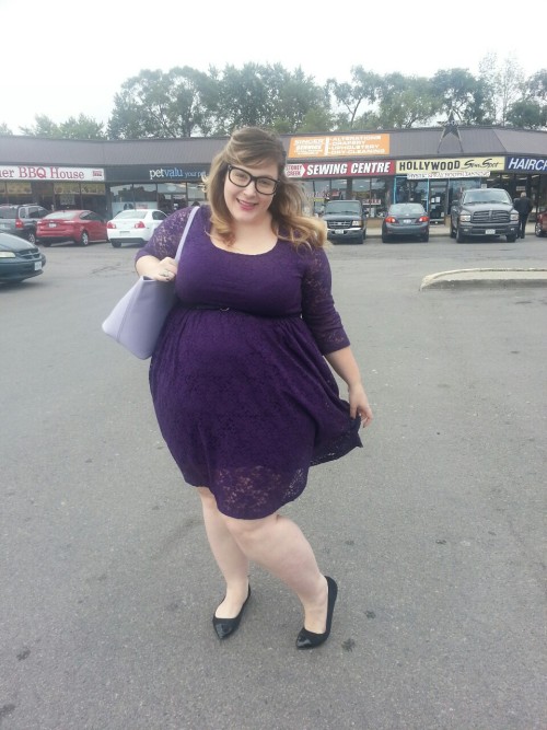 hcard13:  cutefatbabepassion:  Adorable birthday fatty.   Cutie!