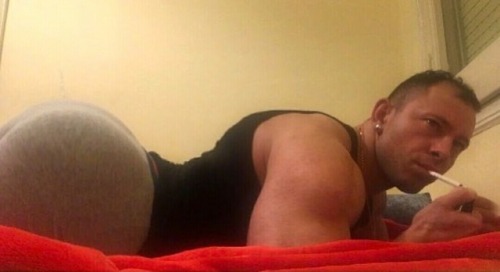 masculine-man-meat:  He’s probably a creaming bottom with that gigantic ass