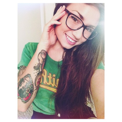 elliasuicide:  😜👓🙈 