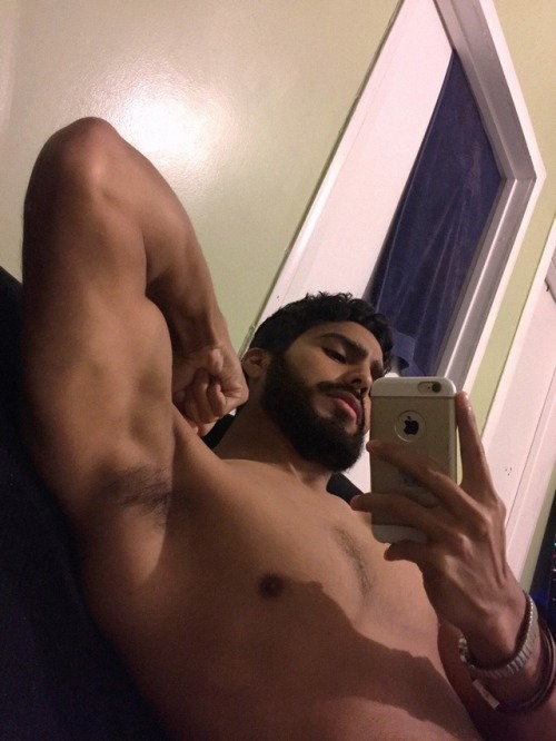 stratisxx:  Who wants this big Arab daddy’s cock ploughing their hole all night long?  Once this guy pins you to his bed you’ll have no other purpose other than making him and his huge cock feel good. It’ll be 4 hours of giving him what he wants…