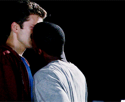http://cinemagaygifs.tumblr.com/post/146943183372
