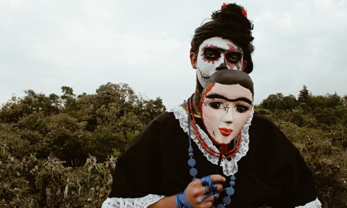 luisglzruiz:  -Megaofrenda Frida Kahlo UNAM 01/11/2014 