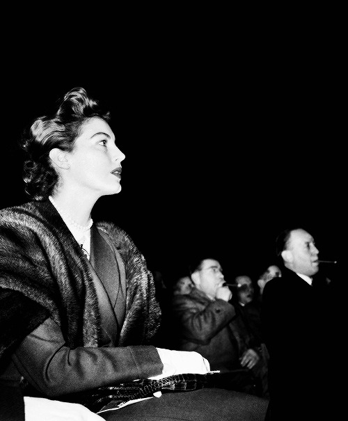 grantcary: Ava Gardner watching the Caba v McArthy fight. March 1953.