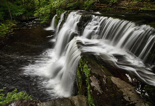 Waterfall at Ystradfellte, Wales by Jim Thurston on Flickr.