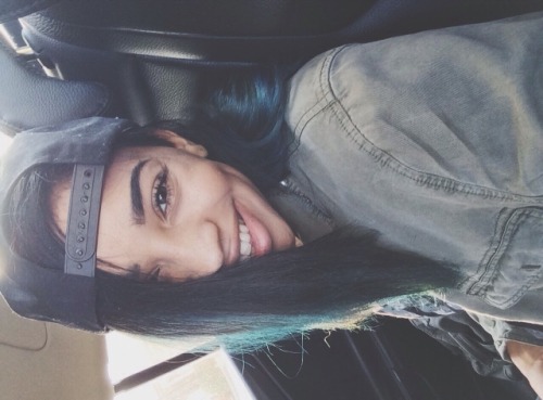 s-kipp:  strawwburries:  s-kipp:  Cheese  My Alien Queen/ Mermaid is always looking so beautiful👑💕👽  Thank you bby 🌞😚