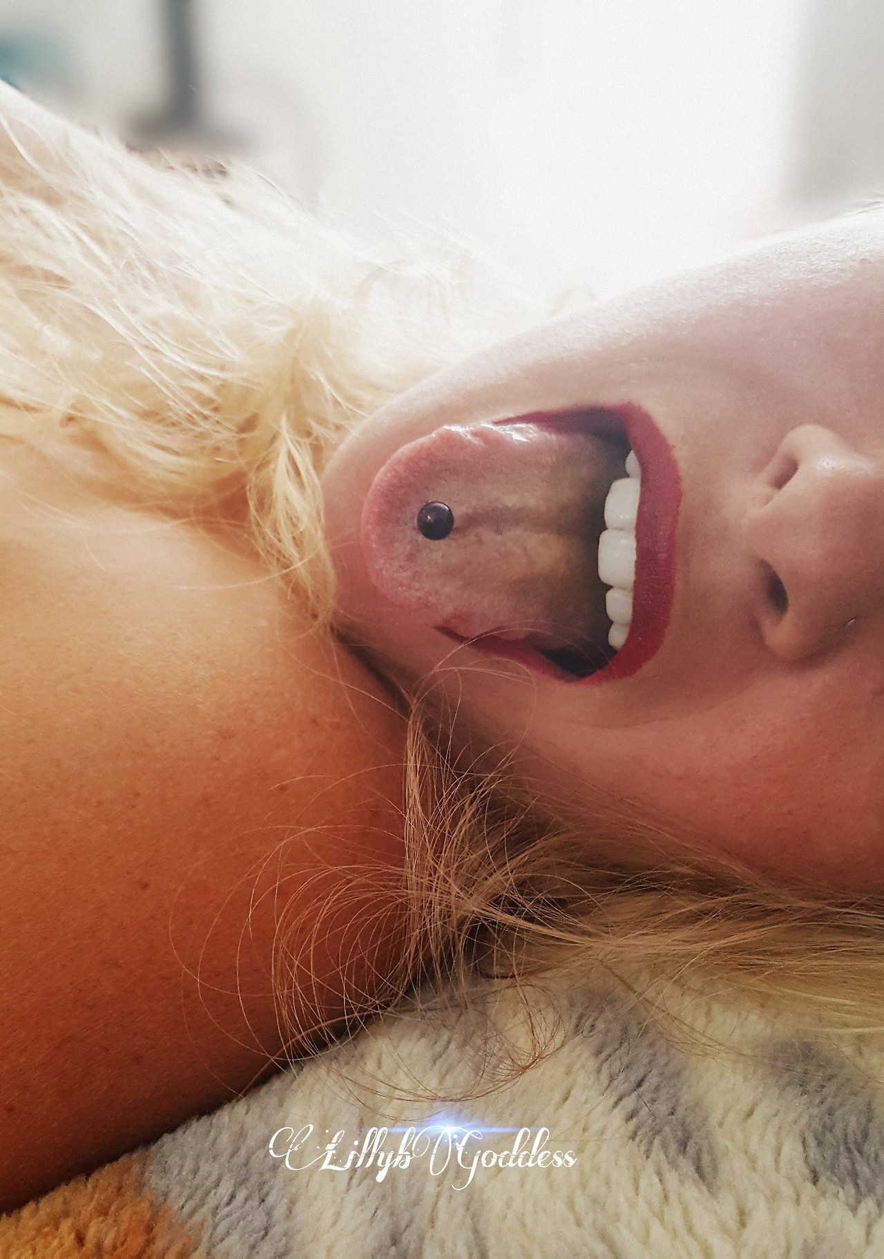 lillybgoddess:  SATURDAY WEEKEND REVIEW of this past weeks pics! Enjoy! 💋~LillybGoddessLike,