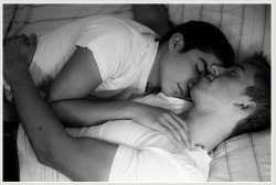 gay-love-blog:  gay-love-blog