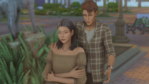 harinezumi-sims: Felt like playing in Brindleton Bay with these two simmies. They’re a couple who ar