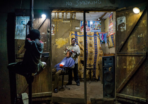 wearewakanda:How Solar Lanterns Are Giving Power to the People Clean-energy lights are transformin