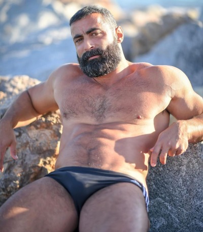 bearditorium2:Adrian (Spain) adult photos