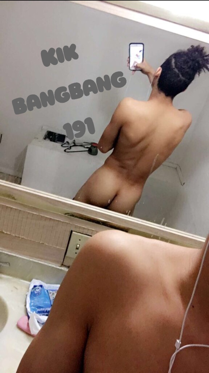 teenbaitshop:  Branden  wonna buy the rest of his stuff HMU 💳💸💰