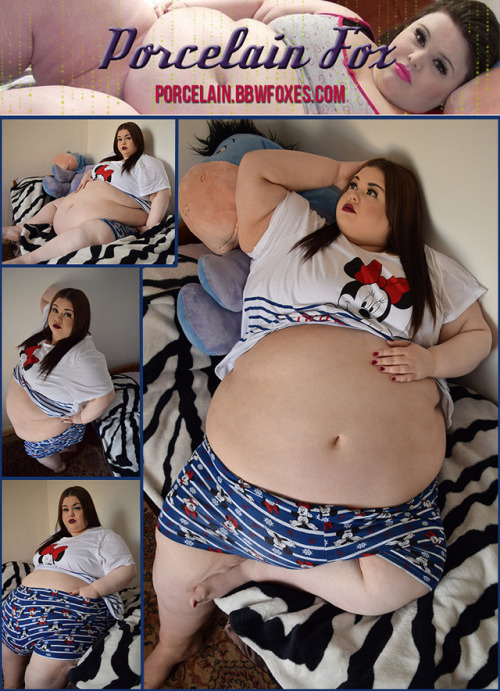 porcelainbbw: As promised here are the pictures of me in my new, cute Pajamas. I think I captured my