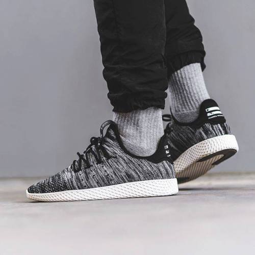 unstablefragments2: adidas x Pharrell Tennis Hu ‘Oreo’ ( via BSTN ) @ Caliroots | SNS | BSTN