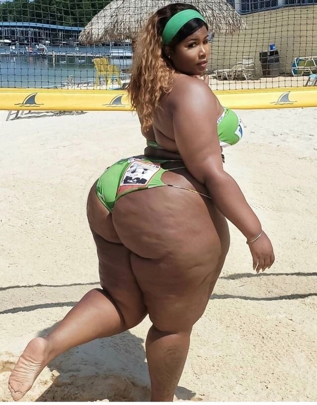 she2damnthick:BBW thickness 