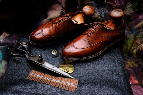 dandyshoecare:The main purpose of @DandyShoeCare not only restore your old shoes,but make them look 