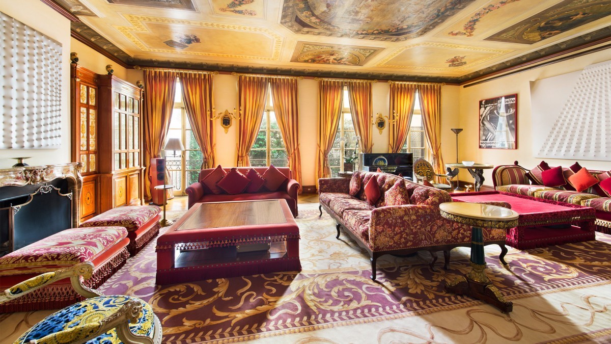 forbes-life:    Rent Gianni Versace’s Former Upper East Side Mansion for $120,000