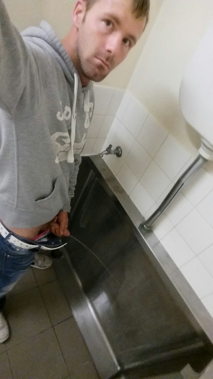 bootslaveboyusa:  nastygrossstuff-3:  daddy-piss:This man’s got the most beautiful