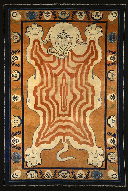 savage-america:  carpet featuring flayed elephant skin design. Tibet 19th c.