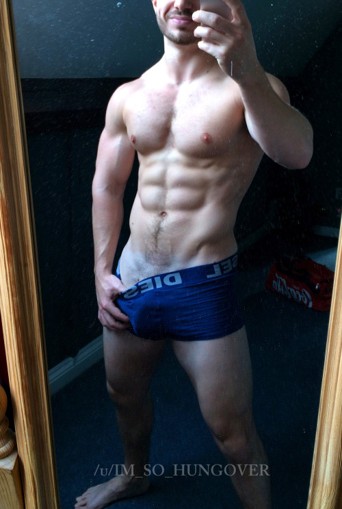wildbait:  I’d love you to keep me company tonight ;) Posted by a Reddit user at http://bit.ly/1nayKhg Get Awesome Rewards for Trying Free Apps
