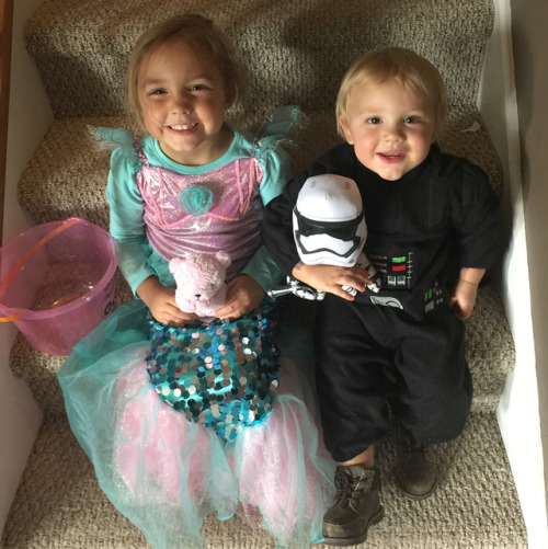 Halloween fun with my little munchkins! #bluemermaid &amp; #darthvader with his #stormtrooper #s