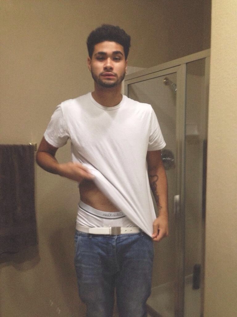 exposethajocks:  I rescind my previous statement about Ronnie Banks. I’d fuck.