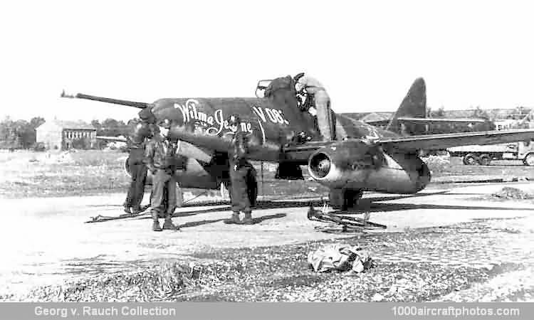 david-vitale:  The Messerschmitt Me 262 Schwalbe 