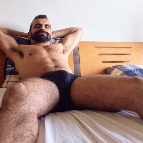 mathiazh: Some days all you wanna do is stay in bed…
