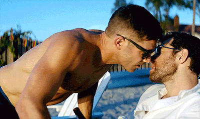 4fcd97c9deeaa7c085608823e08a8ad8ff36a826.gifv