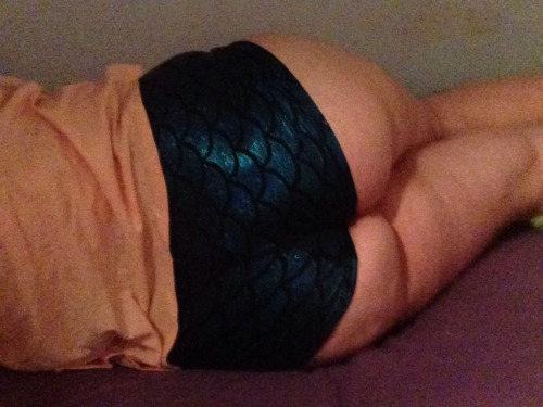 fatphrodite:  when ur butt eats ur shorts